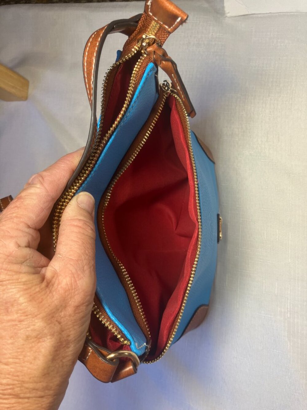 Dooney & Bourke Pebble Leather Cross-Body Bag, Sky Blue, Used Once! - Picture 6 of 10